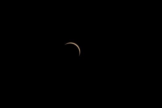 Last Crescent - Sun continues to come out of total coverage by moon.